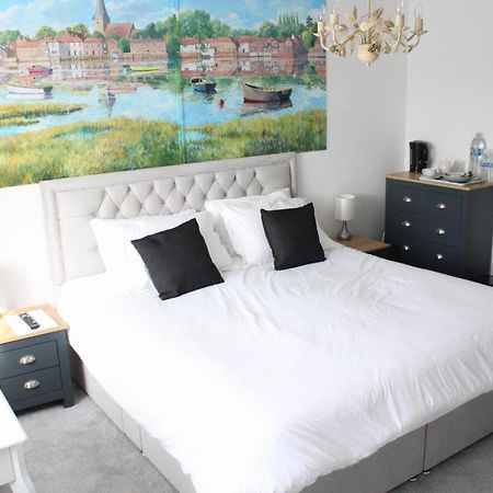 Westleigh House Bed and Breakfast Fishbourne  Exteriör bild
