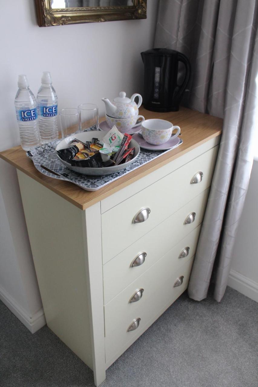 Westleigh House Bed and Breakfast Fishbourne  Exteriör bild